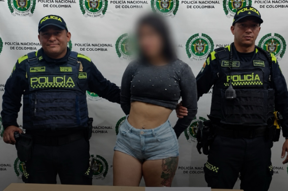 Jovem é presa por obrigar marido a ter seis relações por dia; entenda