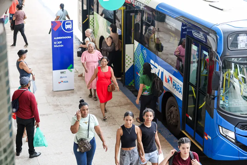 Terminal do BRT Metropolitano.