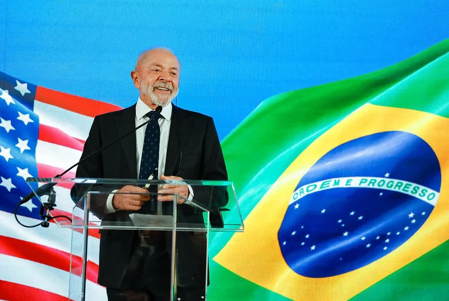 Brasil corre contra o tempo para barrar supertarifa de até 37,5% sugerida pelos EUA 

