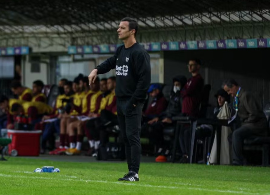 Treinador bicolor lamentou o resultado fora de casa - 