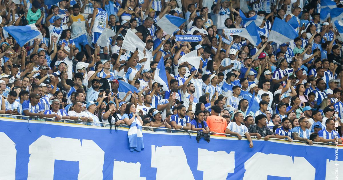 Torcida do Paysandu no Mangueirão