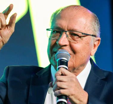 Imagem - 'Aviação global enfrenta desafios que nenhum país resolve sozinho', destaca Alckmin