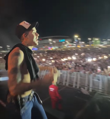 Imagem - "Meu próximo DVD vai ser aqui em Belém", anuncia Zé Vaqueiro durante o Pararraiá