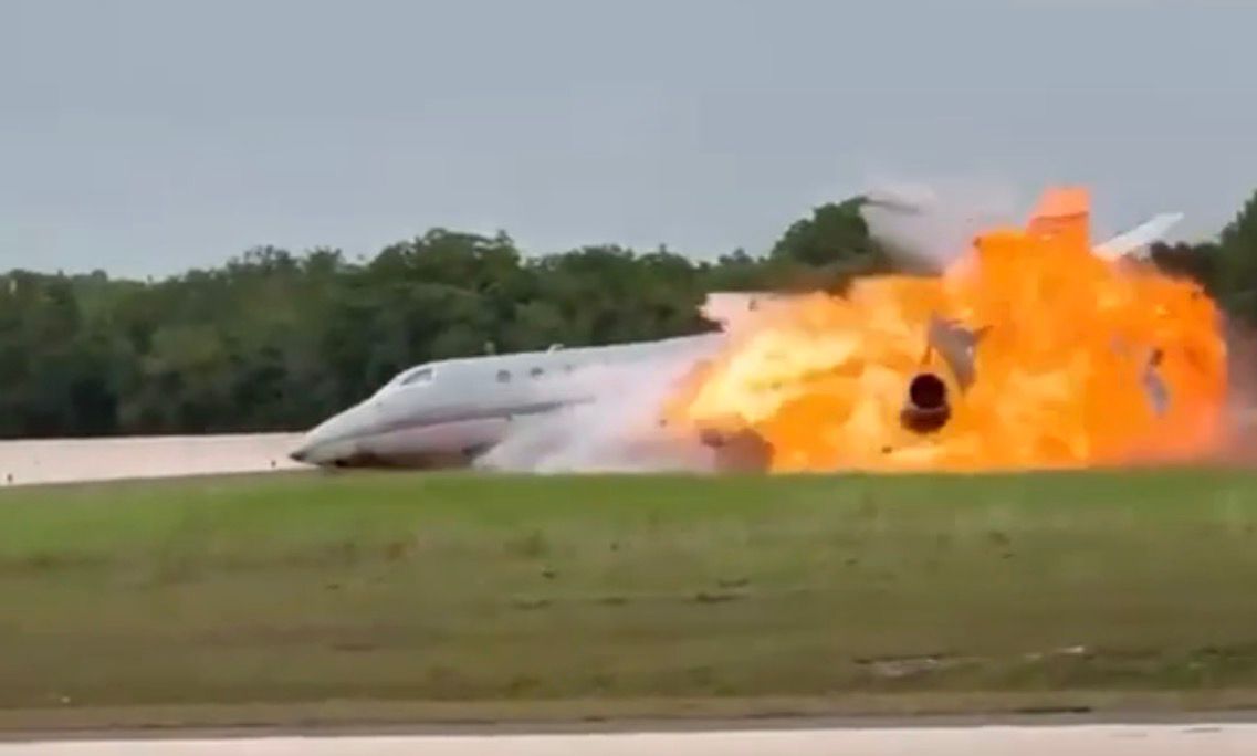 Jato privado cai e explode na República Dominicana, deixando duas pessoas mortas - 