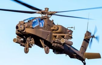 Trump acusa Irã de derrubar helicóptero dos EUA e afirma que país deve responder ao ataque