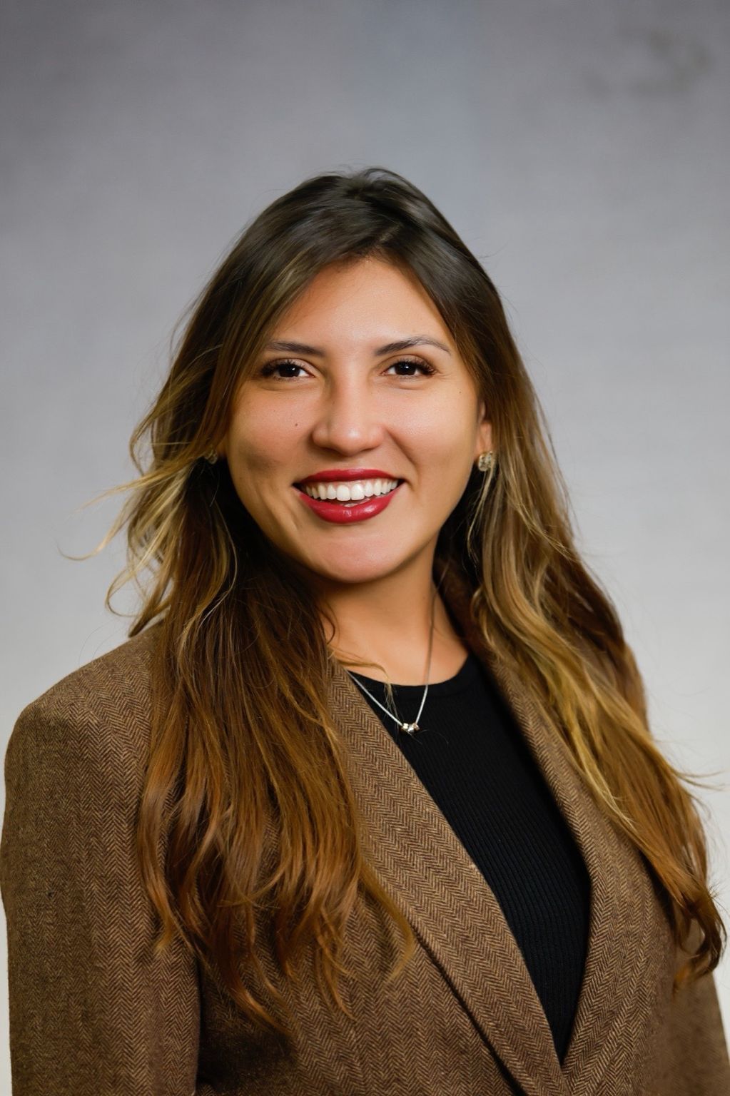 Ana Carla Lopes é advogada, especialista em Ciência Política, Administração e Gestão Pública. Foi secretária executiva do Ministério do Turismo entre 2023 e 2026.