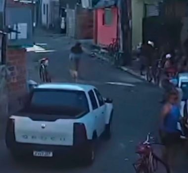 Imagem - Câmera registra atropelamento de mulher e fuga de motorista, no bairro do Guamá