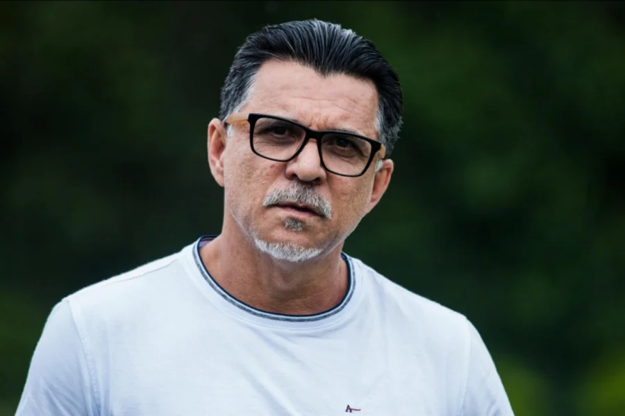 Imagem - Zagueiro do tetra da Seleção é detido antes de embarque para os EUA