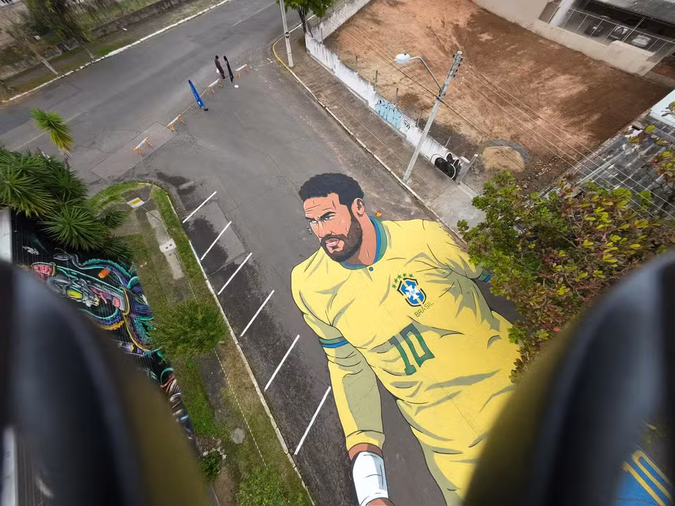 Segundo os organizadores, a escolha de Neymar teve relação com o simbolismo da camisa 10 da Seleção Brasileira