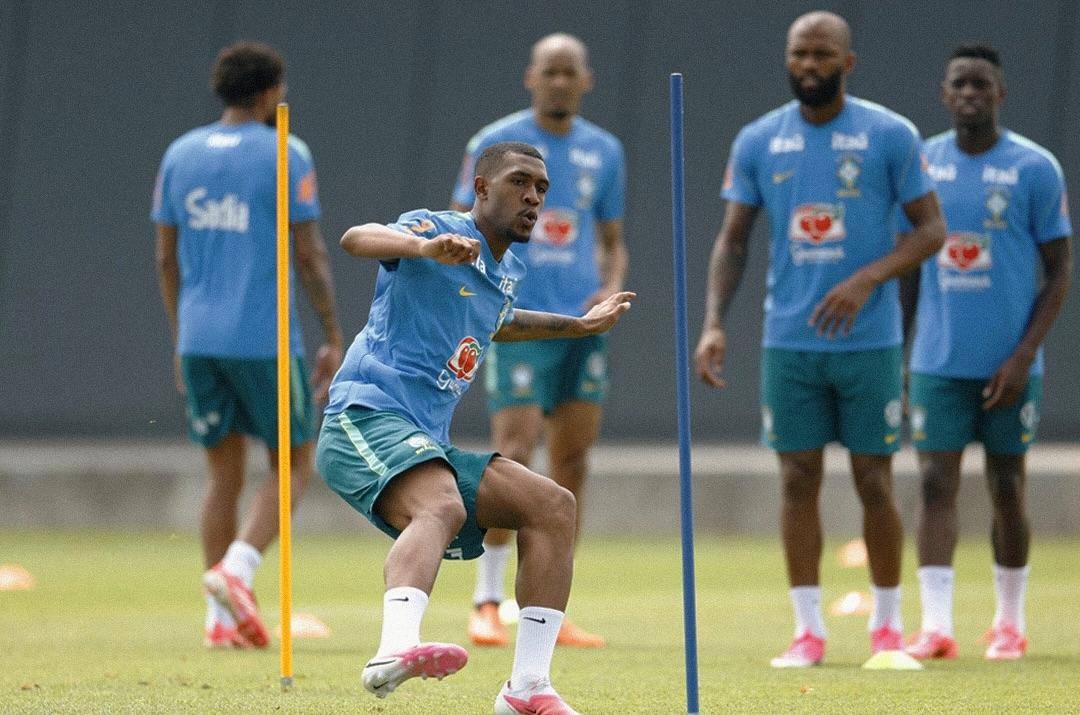 Imagem - Neymar continua fora do treino da Seleção Brasileira
