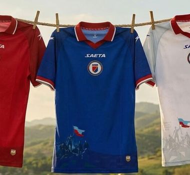 Imagem - Sob ordem da Fifa, Haiti é obrigado a mudar uniforme histórico às vésperas da Copa do Mundo