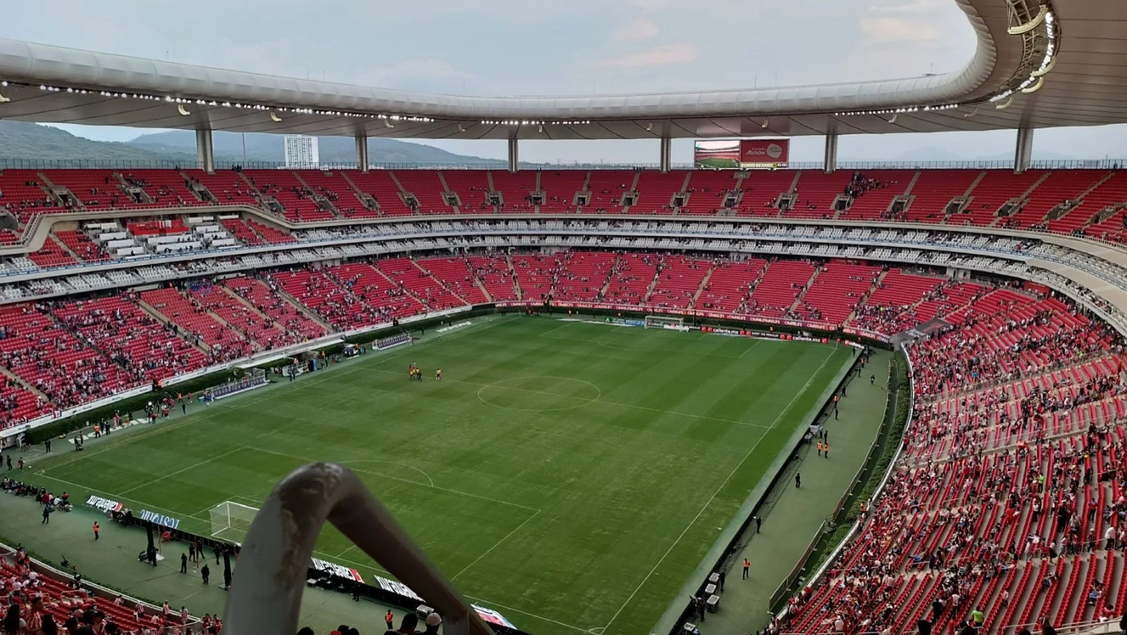 Equipes se enfrentam no estádio Akron, em Jalisco, no México - 