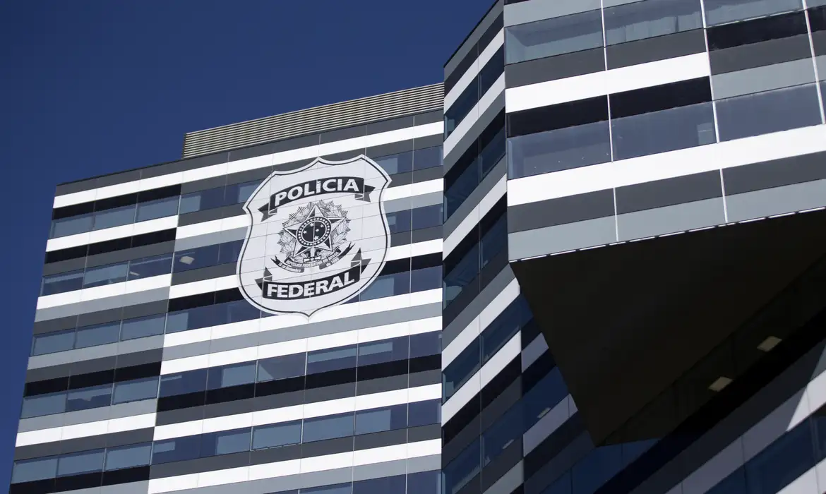 (Sede da Polícia Federal) 