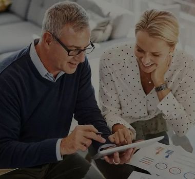 Imagem - Especialista alerta: falta de diálogo sobre dinheiro pode comprometer a saúde financeira e até o futuro dos relacionamentos