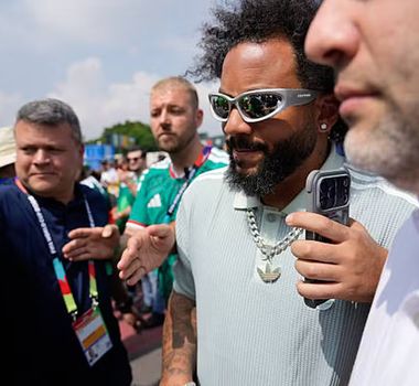 Imagem - Marcelo é retirado de área de protestos durante abertura da Copa do Mundo, diz jornal