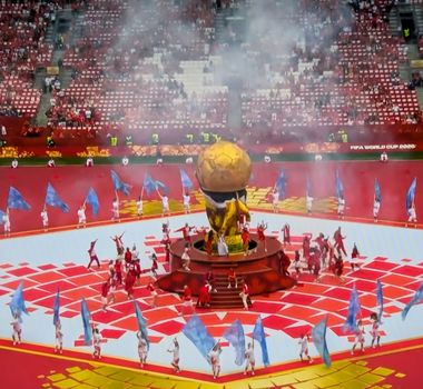 Imagem - Taça gigante da Copa do Mundo estraga durante festa de abertura no Canadá e vira piada