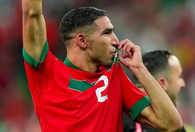 Achraf Hakimi, principal nome da seleção marroquina, responde a processo por tentativa de estupro e já esteve no centro de disputa milionária durante divórcio.