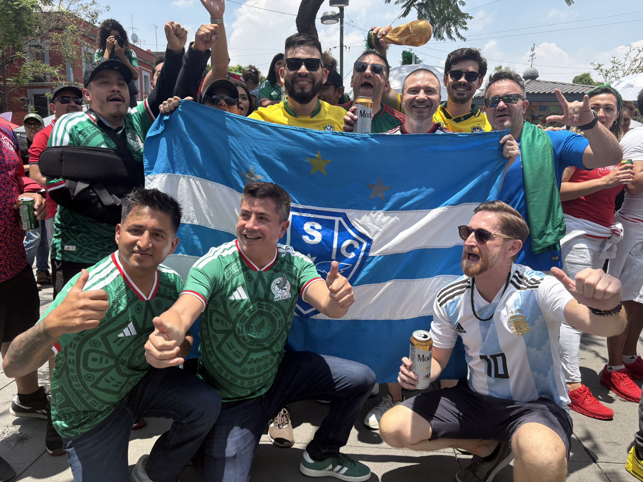 Bandeira do Papão chama atenção no Mundial - 