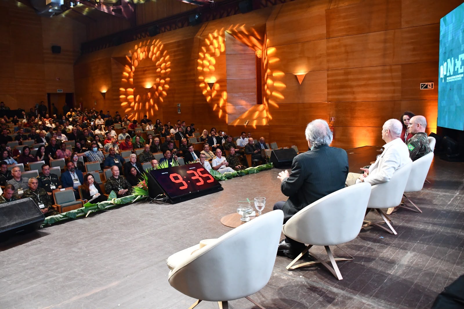 Evento vai reunir pesquisadores de universidades e representantes do Exército Brasileiro