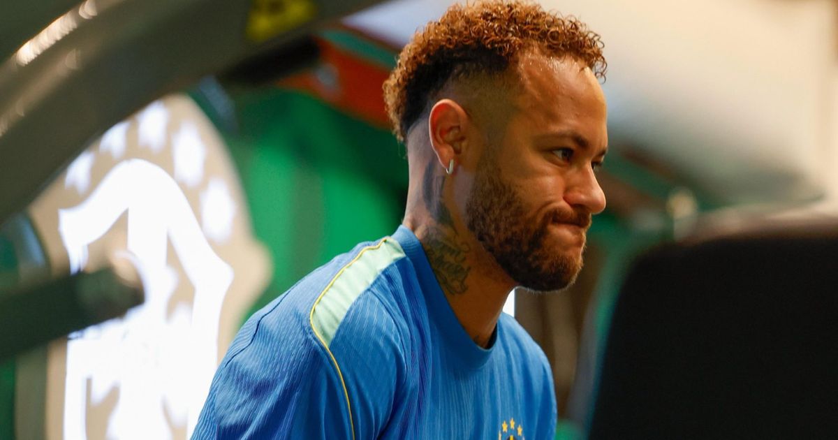 Neymar segue sem previsão de estreia pela Seleção Brasileira na Copa do Mundo.