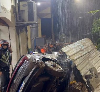 Imagem - Deslizamento de terra assusta moradores da Rocinha após fortes chuvas na Zona Sul do Rio