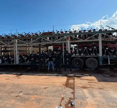 Imagem - Sefa apreende 80 motocicletas irregulares vindas de Manaus em porto de Santarém