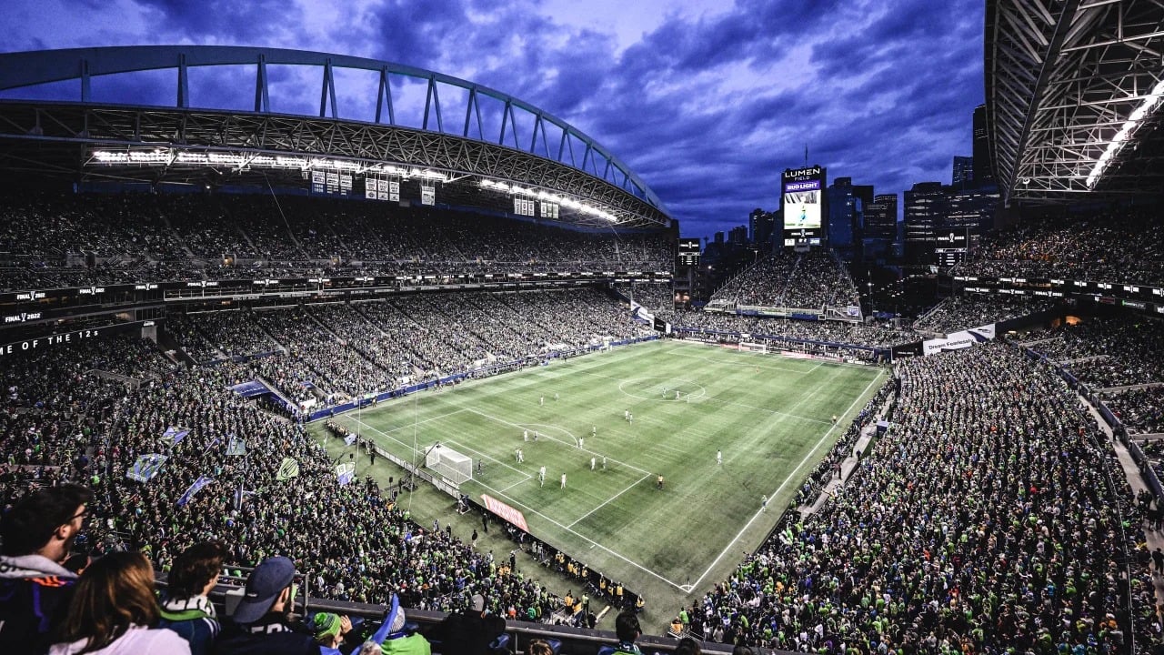 Equipes se enfrentam no Seattle Stadium - 