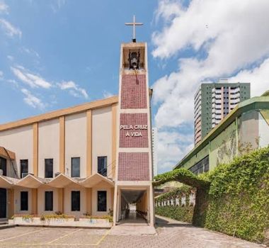 Imagem - Criminosos invadem igreja no Marco, em Belém, e furtam equipamentos
