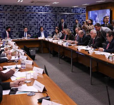 Imagem - Câmara: governo retira urgência do fim da escala 6x1 e destrava pauta