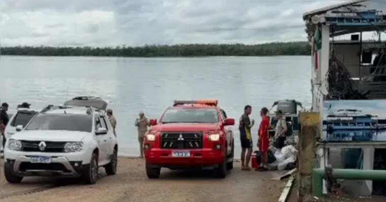 (As buscas são coordenadas pela Marinha do Brasil em conjunto com o Corpo de Bombeiros Militar do Pará, Exército Brasileiro, Fundação Nacional dos Povos Indígenas (Funai) e a empresa Norte Energia.)