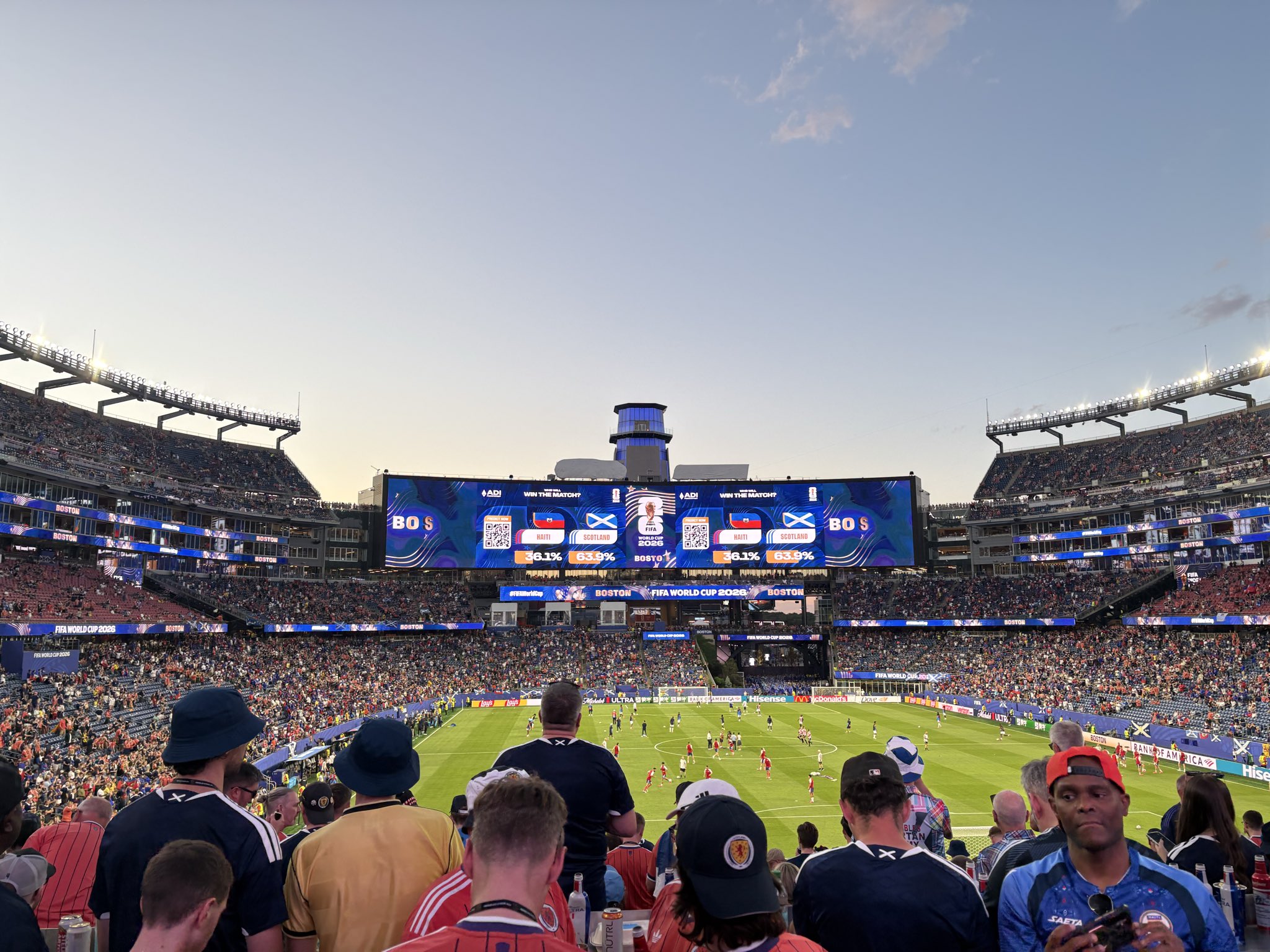 Equipes se enfrentam no Boston City Stadium - 