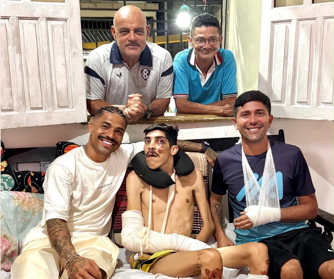 Marcinho durante visita a Pampam - 