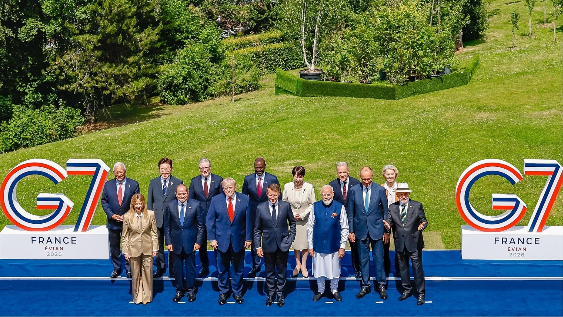 Presidente da República, Luiz Inácio Lula da Silva, durante fotografia oficial dos chefes de delegação dos países membros e dos países convidados do G7, em Évian-les-Bains - França.