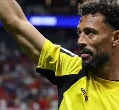 Imagem - EUA tentam ajudar mãe de Vozinha a obter visto para ver o filho jogar na Copa