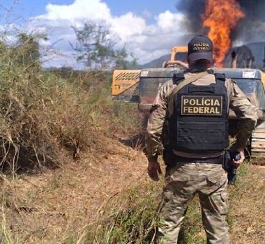 Imagem - Operação destrói maquinário e desarticula estrutura de garimpo ilegal na Terra Indígena Kayapó, no sul do Pará