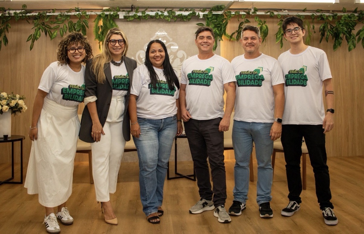 O projeto "Do Varejo ao Hub de Empregabilidade" captou quase 4 mil currículos e efetivou 130 contratações para os lojistas.