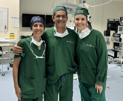 Médicos brasileiros separam gêmeas unidas pela cabeça após 40 horas de cirurgia

