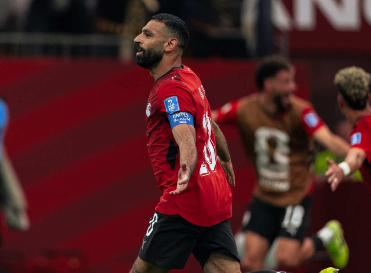 Salah marccou na primeira vitória do Egito em Mundiais - 