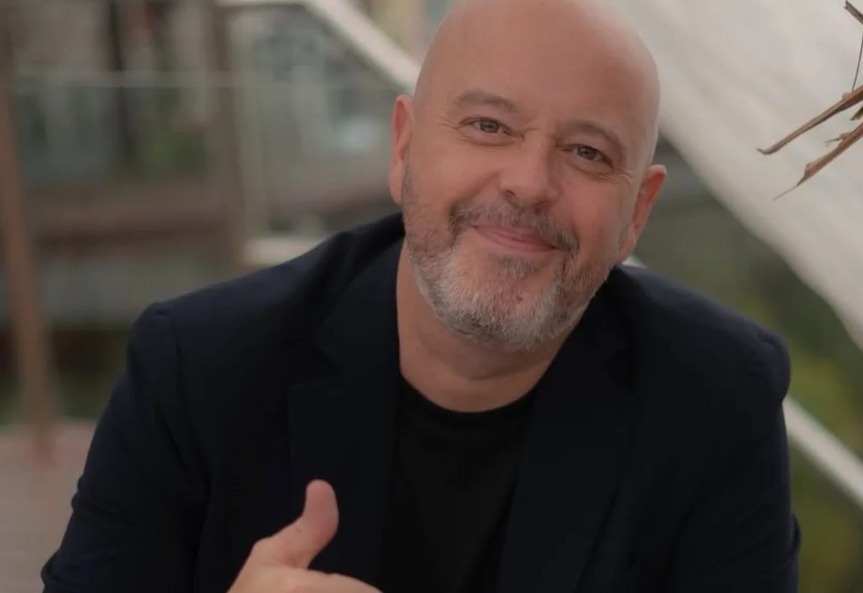 (O jornalista Alex Escobar, da TV Globo)