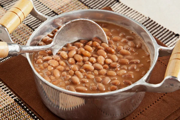 Preço do feijão fica 57% mais caro em Belém - 