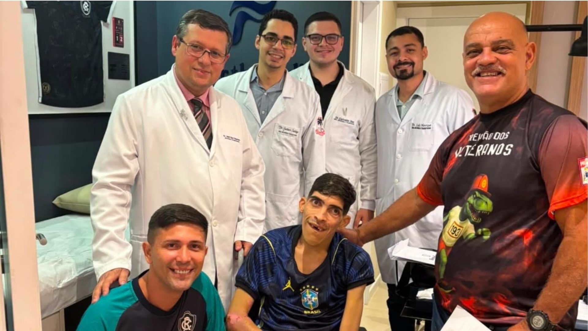 Médico do Remo, Jean Klay, atende torcedor do Paysandu, Pampam