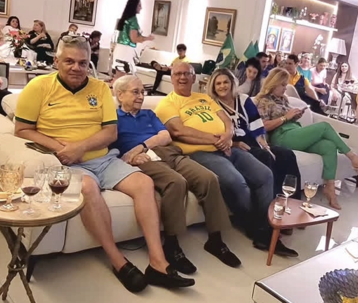 Carlos Armando Chady, Alcyr Meira, Waldemar Coelho e a colunista 