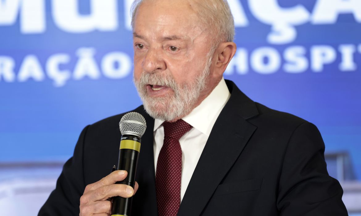 José Múcio Monteiro viajará ao país vizinho na próxima semana para avaliar como as Forças Armadas brasileiras podem colaborar com as ações de apoio.