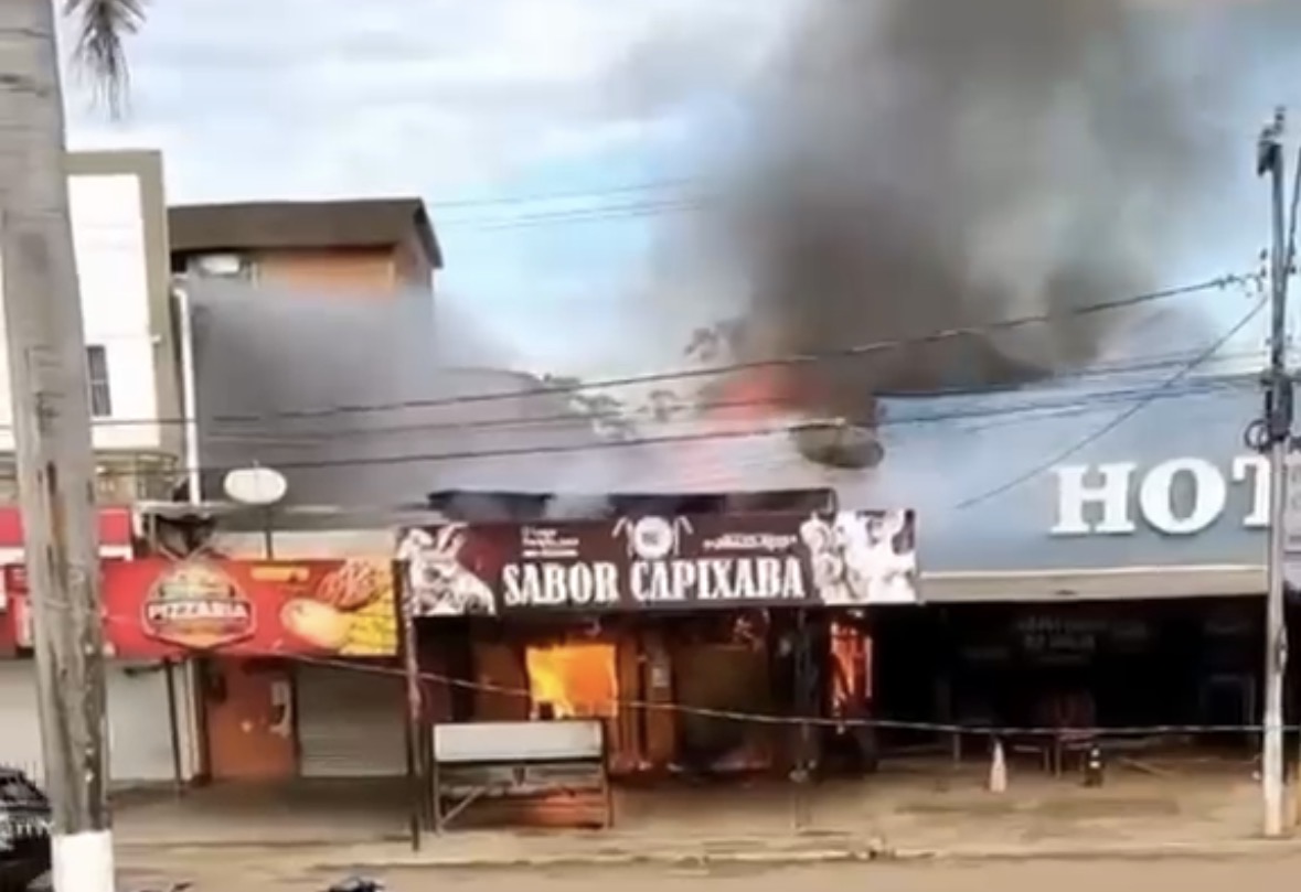 Incêndio de grande proporção atingiu churrascaria em Novo Repartimento, no Pará 