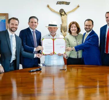 Imagem - Lula entrega a Motta projeto para beneficiar MEIs