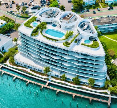 Imagem - Ronaldo Fenômeno compra cobertura de luxo por R$ 46 milhões em Miami, nos EUA