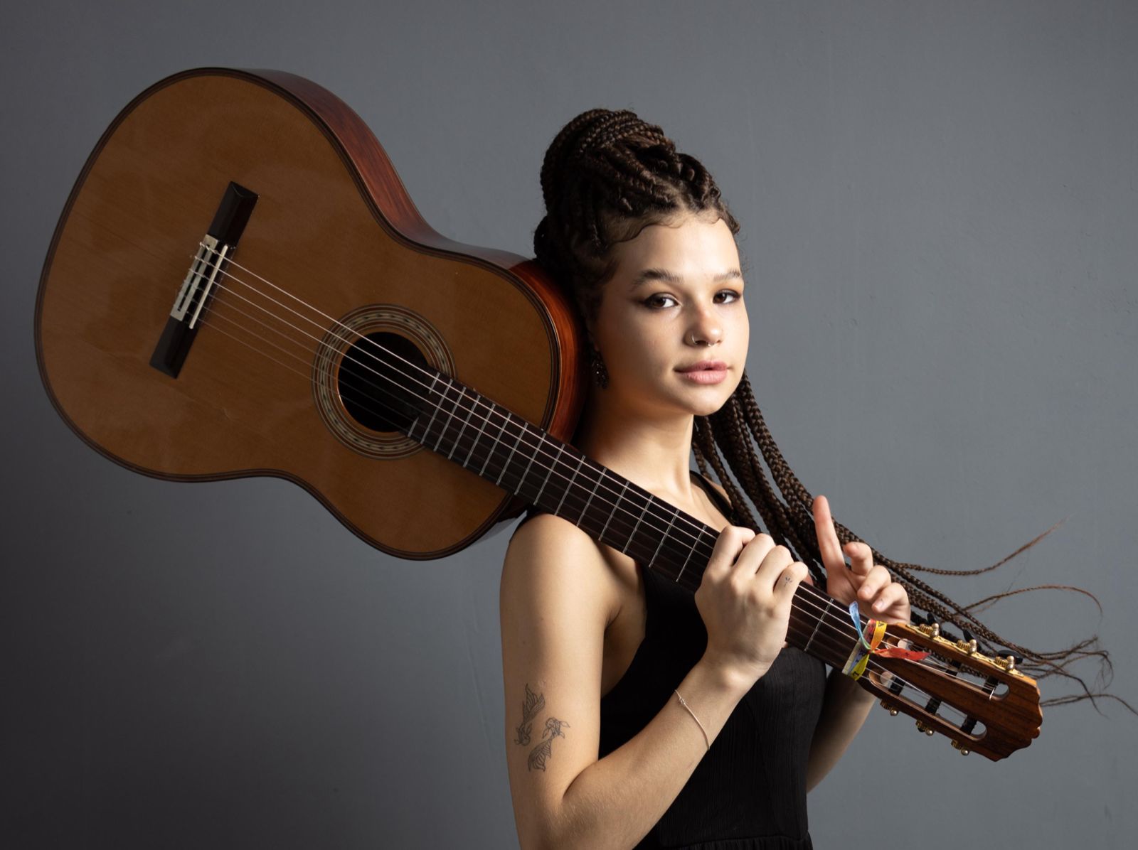 "Analu canta Elis", em temporada na Caixa Cultural Belém - 