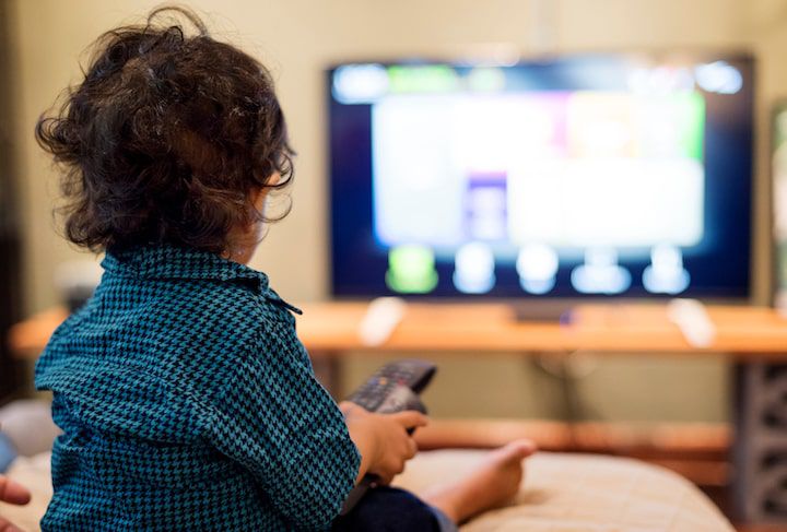 Férias escolares aumentam consumo de energia; veja como economizar
