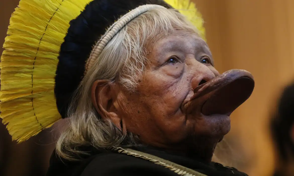 Imagem - Cacique Raoni volta para unidade de terapia intensiva