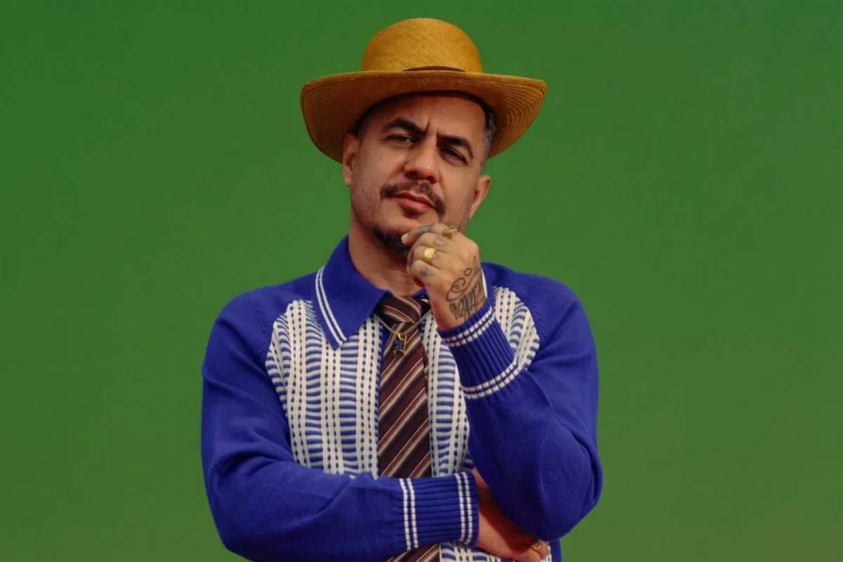 Decisão estabelece prazo de 10 dias para que o nome artístico da sambista seja inserido no videoclipe e em outras publicações da canção Tataruê.
